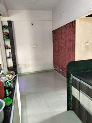 Furnished Amenities in 2 BHK Apartment at Abhinav Saakar Opulent, Vemali – for Rent