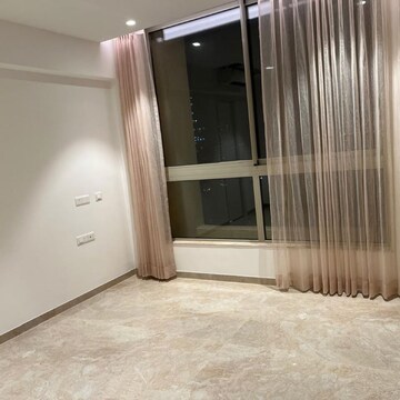 Room in 3 BHK Apartment at Hiranandani Estate, Hiranandani Estate – for Rent