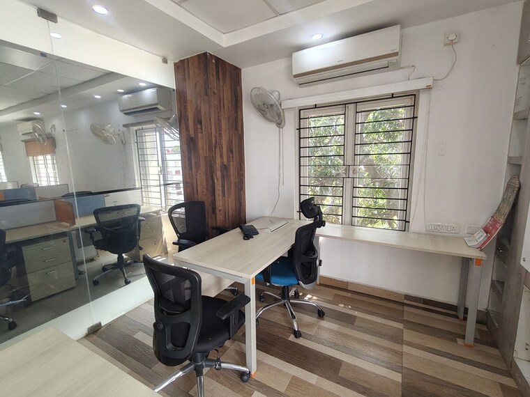 Team Area, ashok nagar Commercial Office Space in IT/SEZ 1500 Sq.Ft. In Ashok Nagar Chennai 9924225