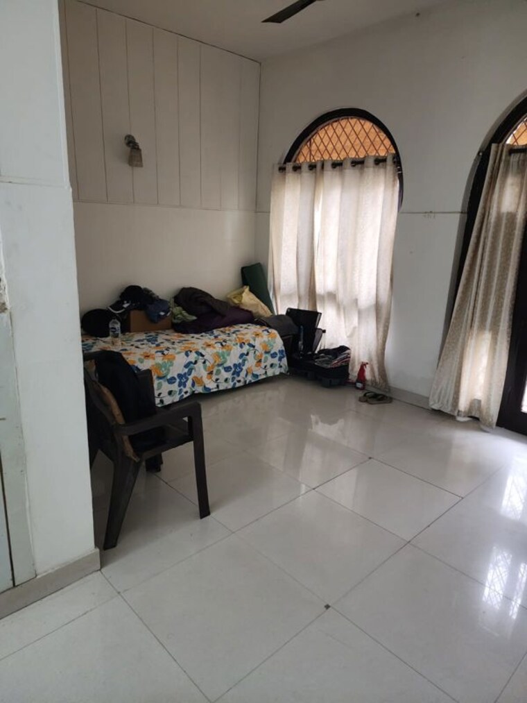 Bedroom, palam-vihar-residents-association 2.5 Bedroom 1200 Sq.Ft. Builder Floor In Palam Vihar Gurgaon 9924361