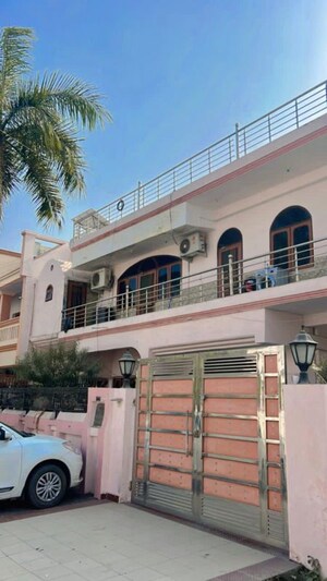 2 BHK Builder Floor – Exterior View View at Indira Nagar - for Rent