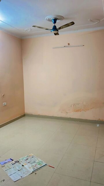 Room in 2 BHK Builder Floor at Indira Nagar – for Rent