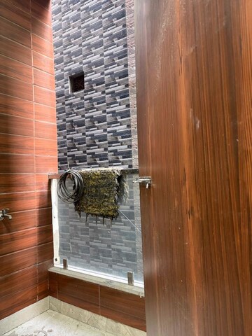 Balcony in 1 BHK Builder Floor at Dwarka Mor – for Rent