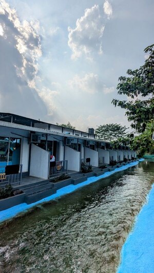 Swimming Pool in 6+ BHK Villa at Karjat – for Rent