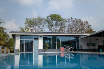 Balcony in 6+ BHK Villa at Karjat – for Rent