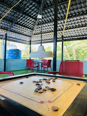 Bedroom in 6+ BHK Villa at Karjat – for Rent