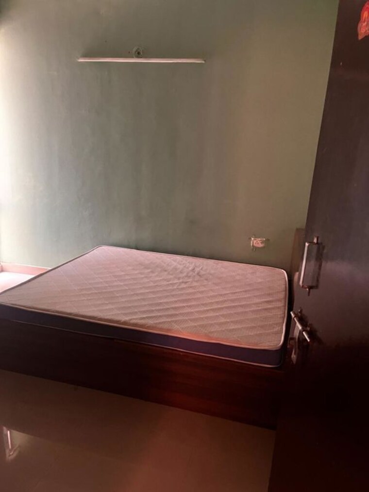 Bedroom, suncity-avenue-102 2 Bedroom 600 Sq.Ft. Apartment In Sector 102 Gurgaon 9806434