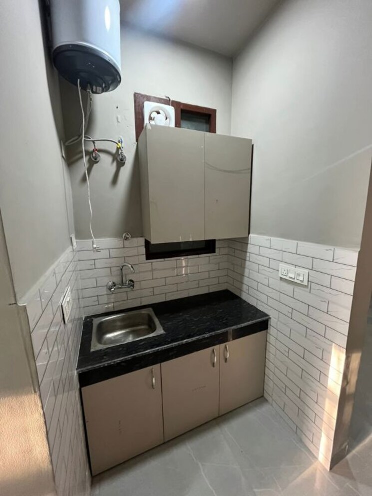 Kitchen, neb sarai 1 Bedroom 550 Sq.Ft. Apartment In Neb Sarai Delhi 9924407