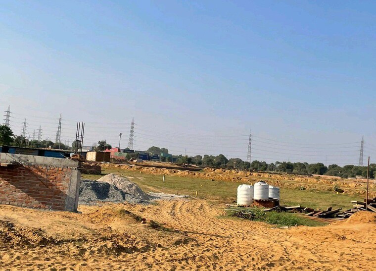 undefined, sbtl-gateway-95  140 Sq.Yd. Plot In Sector 95 Gurgaon 9924409