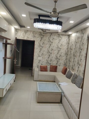 2 BHK Apartment For Rent in Suncity Avenue 102, Sector 102