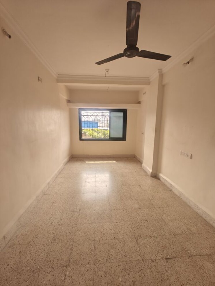 Room, meenakshi-co-operative-society 1 Bedroom 700 Sq.Ft. Apartment In Nerul Navi Mumbai 9924447