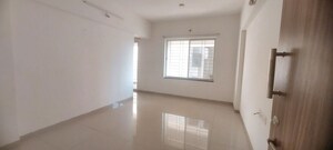Room in 2 BHK Apartment at Miami Apartment, Dhayari – for Rent