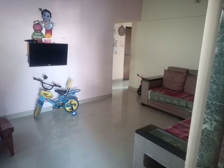 Living Room, goldfinger-kataria-tamara 3 Bedroom 1300 Sq.Ft. Apartment In Rahatani Pune 9924429