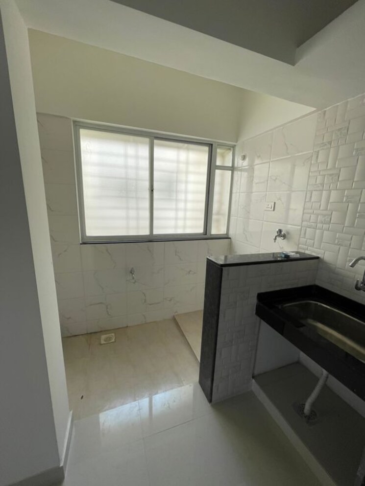 Kitchen, goldfinger-kataria-tamara 3 Bedroom 1300 Sq.Ft. Apartment In Rahatani Pune 9924429