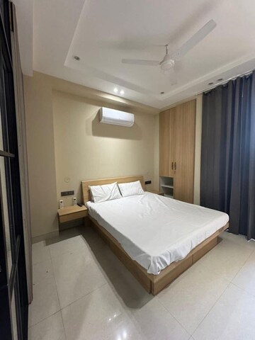 Bedroom in 1 BHK Apartment at Neb Sarai – for Rent