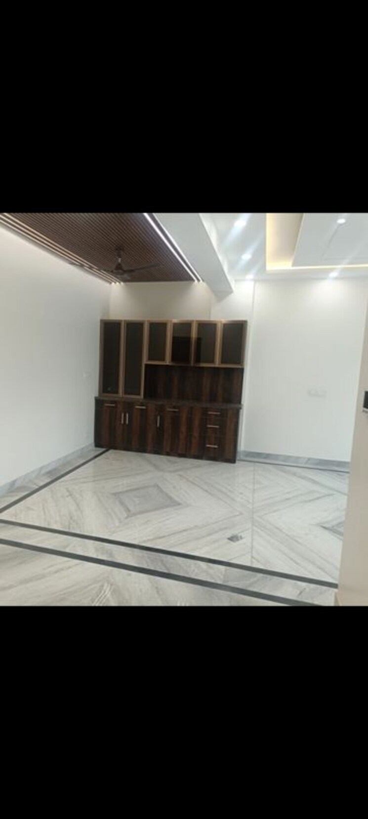 Bedroom, dlf city phase 3 4 Bedroom 3400 Sq.Ft. Builder Floor In Dlf City Phase 3 Gurgaon 9924518