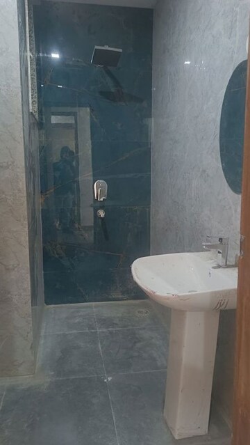 Bathroom in 4 BHK Builder Floor at Parklands, Sector 85 – for Rent