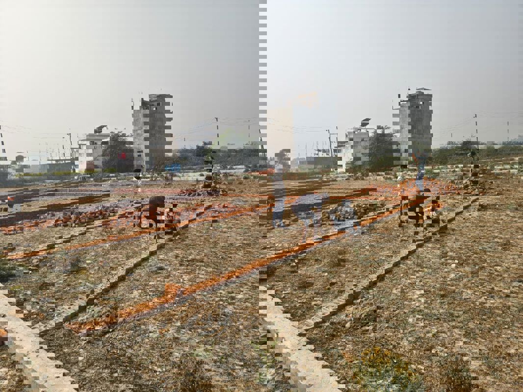 Plot For Sale in Manas City Extension