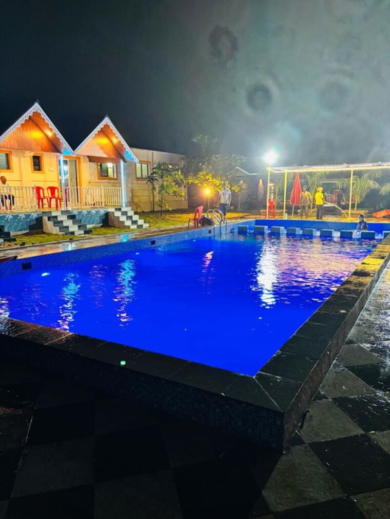 Swimming Pool, karjat 6+ Bedroom 4500000 Sq.Ft. Villa In Karjat Navi Mumbai 9924539