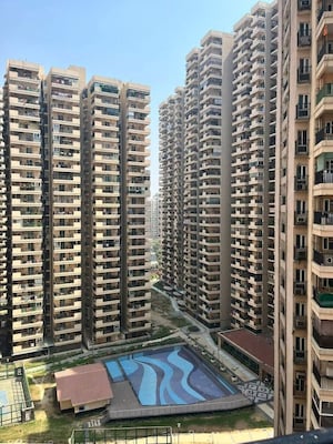 1 BHK Apartment – Exterior View View at Gaur City 2 - 14th Avenue, Sector 16c Greater Noida - for Rent