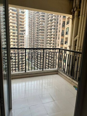 1 BHK 550 Sq.Ft. Apartment in Gaur City 2 - 14th Avenue
