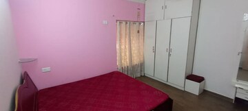 Room in 2 BHK Apartment at G K Rajaveer Palace, Pimple Saudagar – for Rent