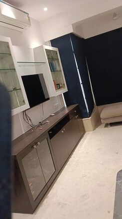 2 BHK + Extra Room Apartment For Rent in Prabhadevi