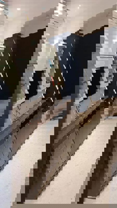 2 BHK + Extra Room Apartment For Rent in Prabhadevi