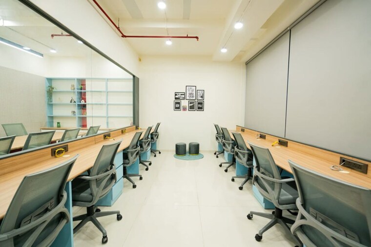 Team Area, nehru nagar Commercial Office Space 909 Sq.Ft. In Nehru Nagar Ahmedabad 9924621