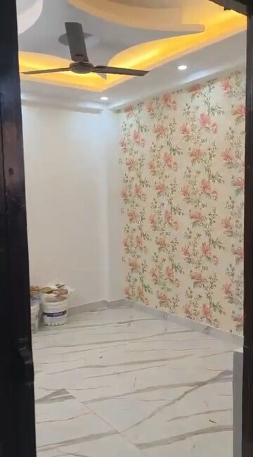 Bedroom in 2 BHK Builder Floor at Shalimar Garden Extension ii – for Sale
