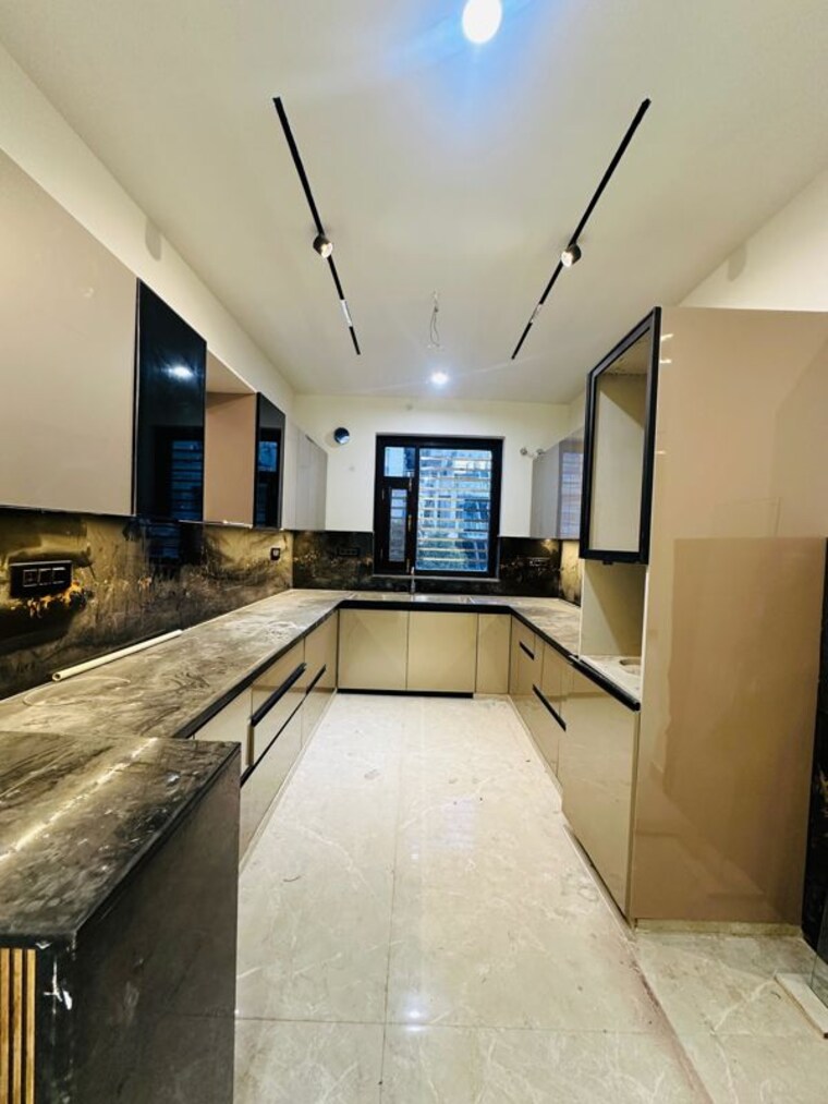 undefined, bptp-district 3 Bedroom 1450 Sq.Ft. Builder Floor In Sector 81 Faridabad 9924642