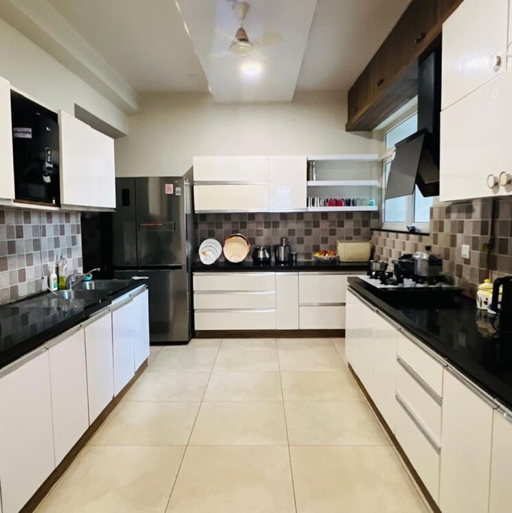 Kitchen, prestige-misty-waters 4 Bedroom 2375 Sq.Ft. Apartment In Coffee Board Layout Bangalore 9924653