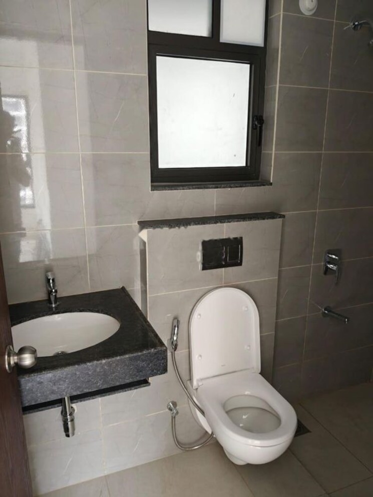 Bathroom, shapoorji-pallonji-sensorium-vista 2 Bedroom 897 Sq.Ft. Apartment In Hinjewadi Pune 9924655