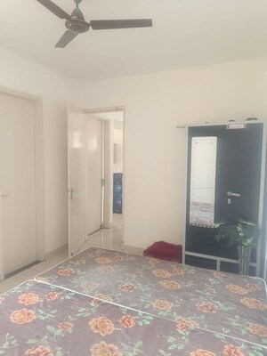 Room in 2 BHK Apartment at The Address Mullanpur, North Mullanpur – for Rent