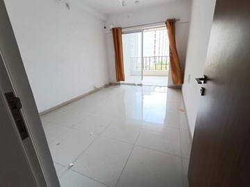 Room in 2 BHK Apartment at Godrej Elements, Hinjewadi – for Rent