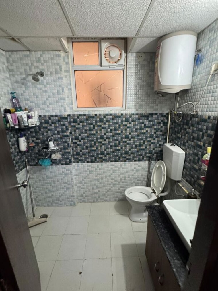 Bathroom, signature-global-andour-height 2 Bedroom 514 Sq.Ft. Apartment In Sector 71 Gurgaon 9924602