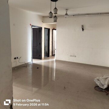 Room in 3 BHK Apartment at Aditya Luxurious Villas, Dasna – for Rent