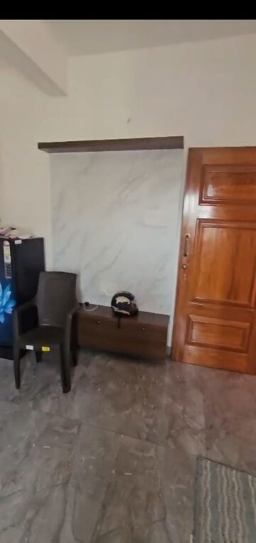 Room in 1 BHK Apartment at Hbr Layout – for Rent