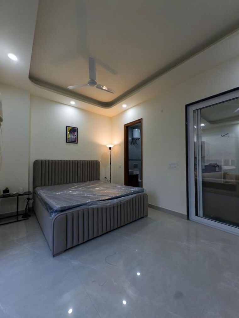Bedroom, sector 55 1 Bedroom 900 Sq.Ft. Builder Floor In Sector 55 Gurgaon 9918510