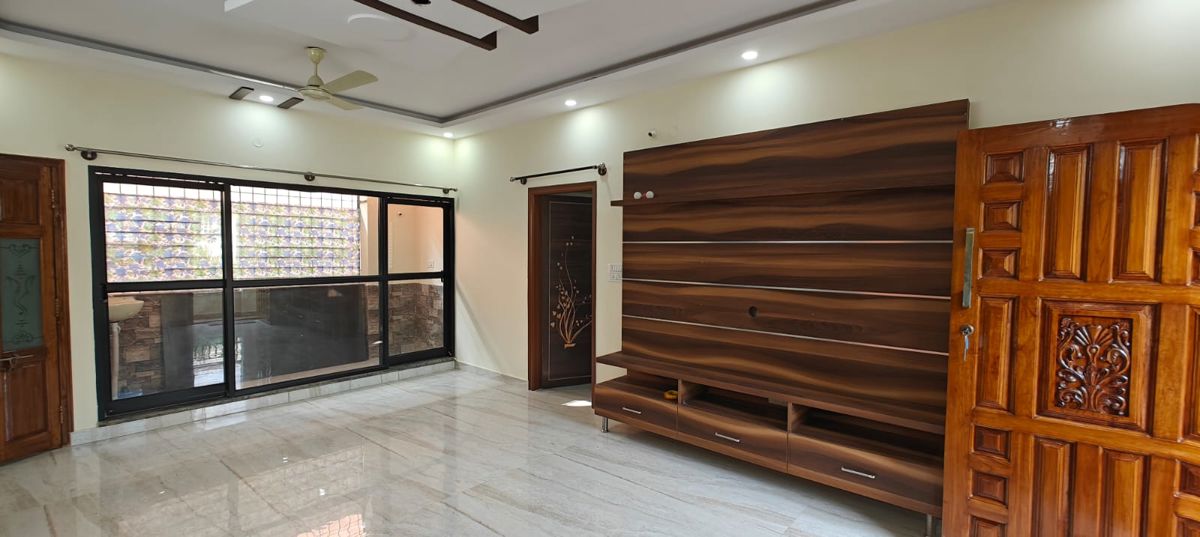 2 BHK + Pooja Room Independent House For Rent in Thanisandra