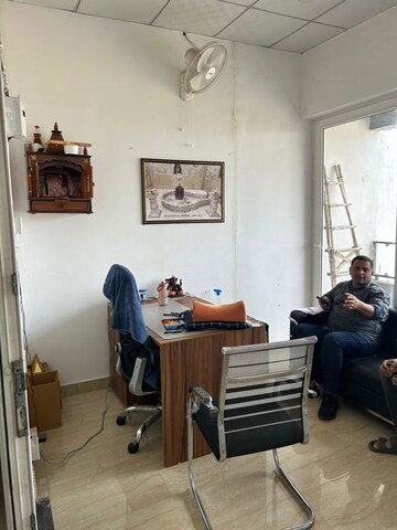 Team Area in  Shop at Gaur City Center, Sector 4 Greater Noida – for Sale