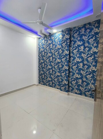 Room in 3 BHK Builder Floor at Govindpuri – for Sale