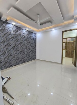 Room in 3 BHK Builder Floor at Govindpuri – for Sale