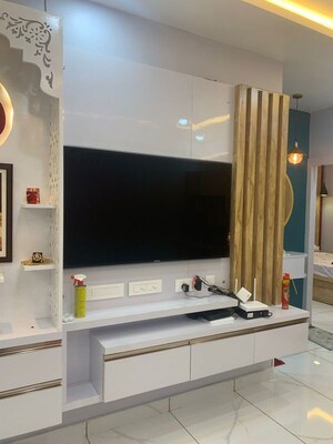 Room in 2 BHK Apartment at Sector 35 – for Rent