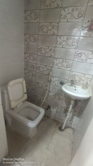 Bathroom in 2 BHK Builder Floor at Govindpuri – for Rent