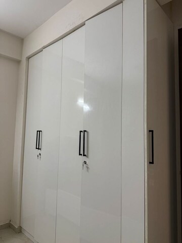 Building Lobby in 2.5 BHK Builder Floor at M3M Soulitude, Sector 89 – for Sale