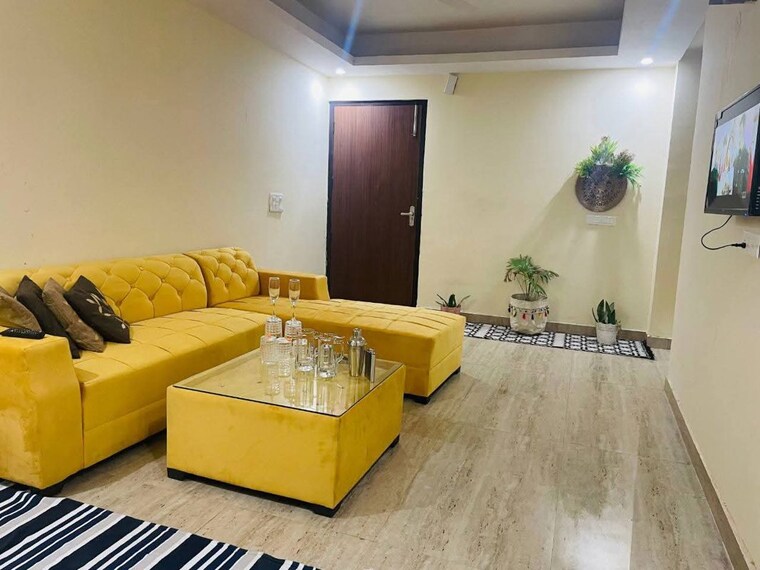 Living Room, saket 2 Bedroom 850 Sq.Ft. Builder Floor In Saket Delhi 9875532