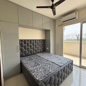 Bedroom in 2 BHK Apartment at Sector 35 – for Rent