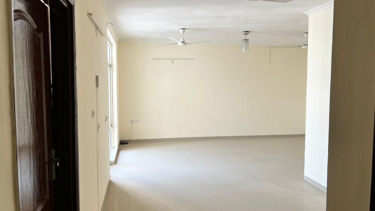 Room, omaxe-r2 3.5 Bedroom 1775 Sq.Ft. Apartment In Gomti Nagar Lucknow 9924830