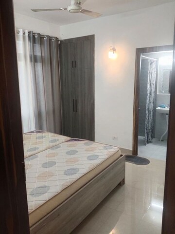 Bedroom in 2 BHK Apartment at Suncity Avenue 76, Sector 76 – for Rent